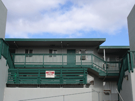 Cloverleaf Apartments